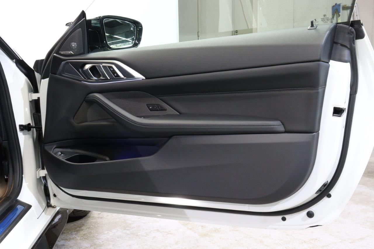 G83 M4 Competition M xDrive Competition RHD