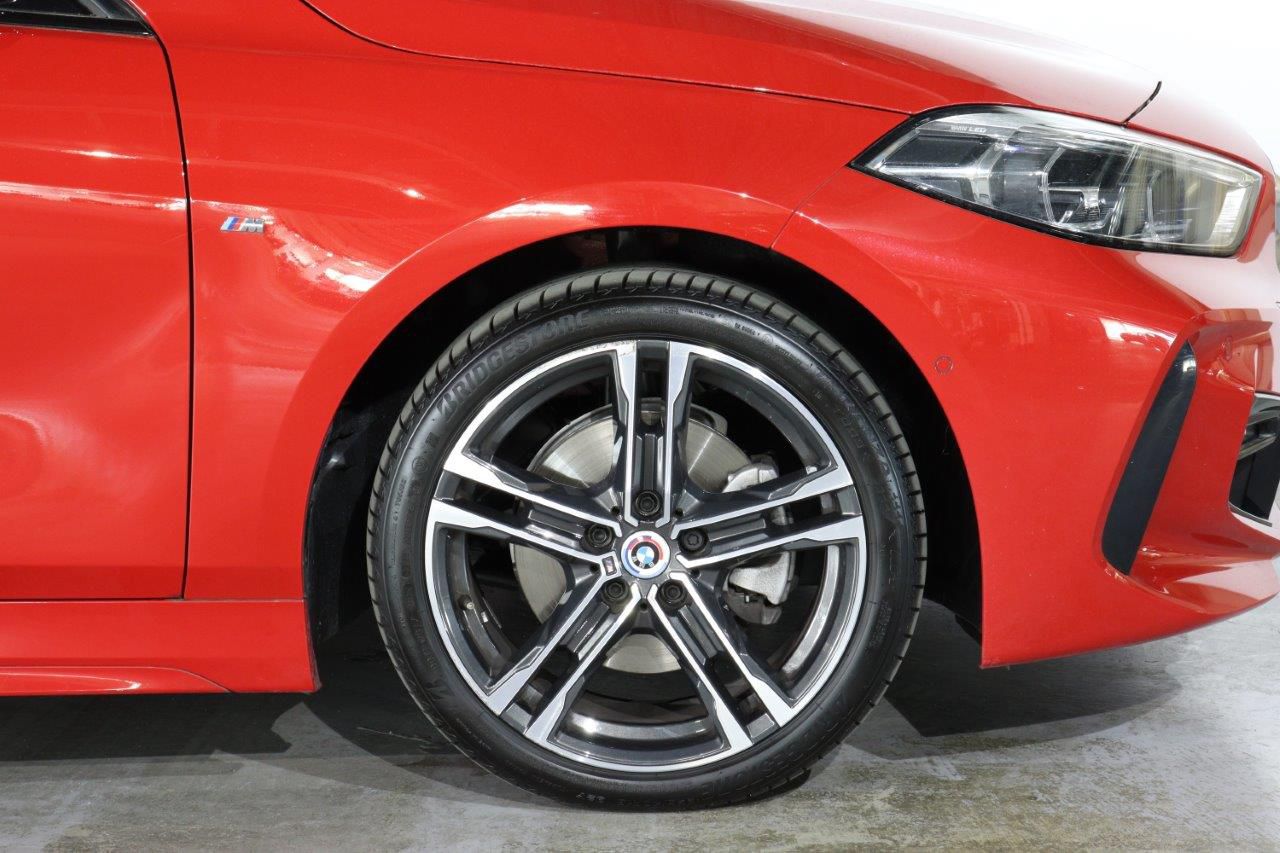 F40 118d Sports Hatch 5-door B47 2.0d