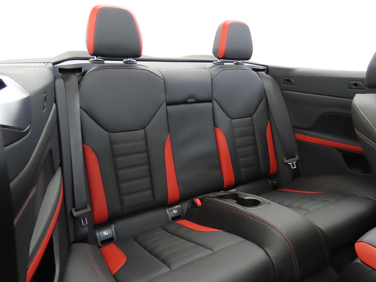 G** 4**i C********** B** 2**i RHD