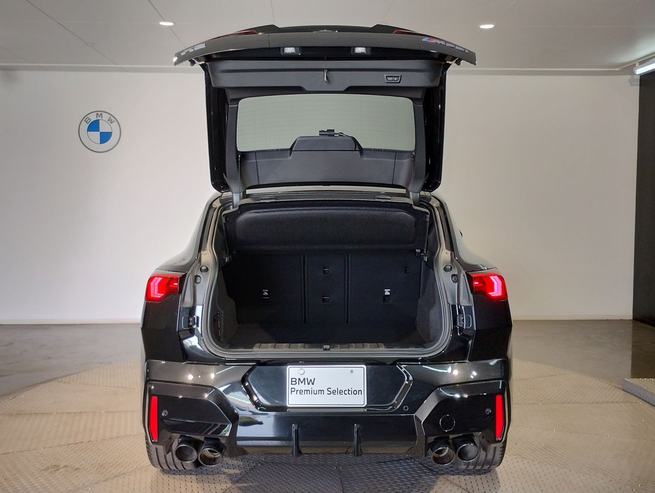 X2 M35i xDrive RHD