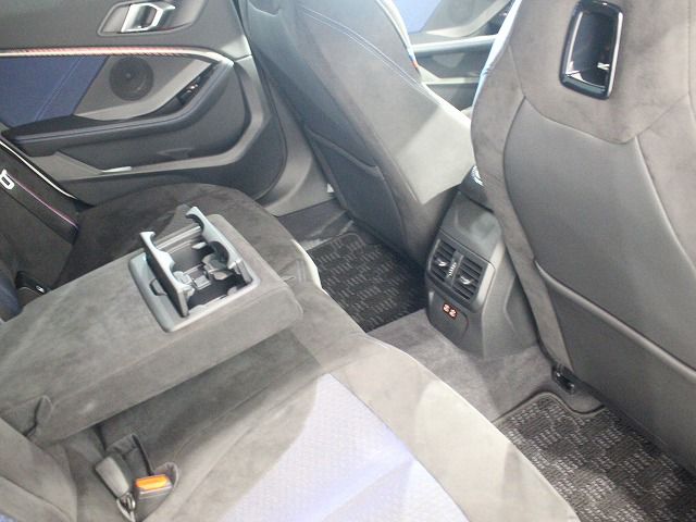 F4* **35i xDrive **** ***** B48 2.0i