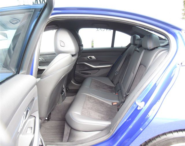 318i Berline RHD