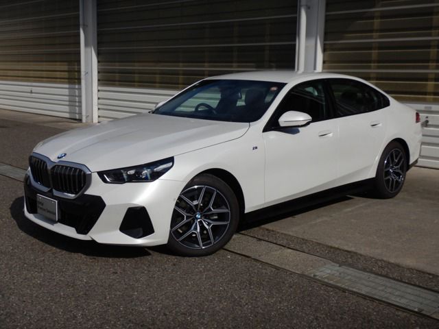 523d xDrive M Sport