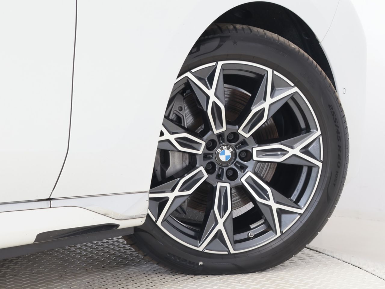 BMW i7 eDrive50 Sedan RHD