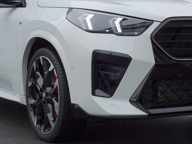 X2 M35i xDrive RHD