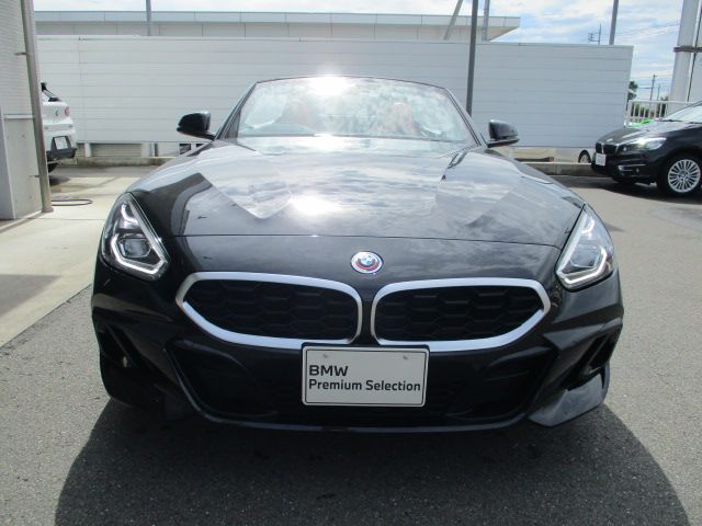G29 z4 sDrive20i RHD