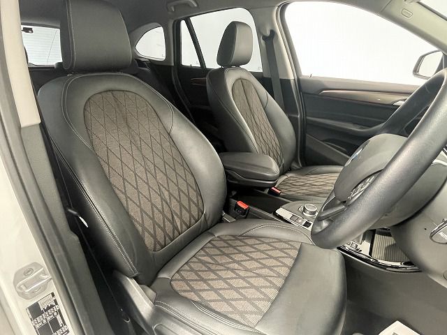 X1 sDrive18i RHD