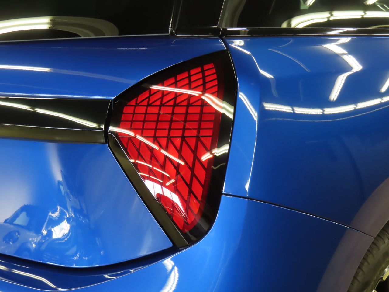 J01 MINI Cooper SE