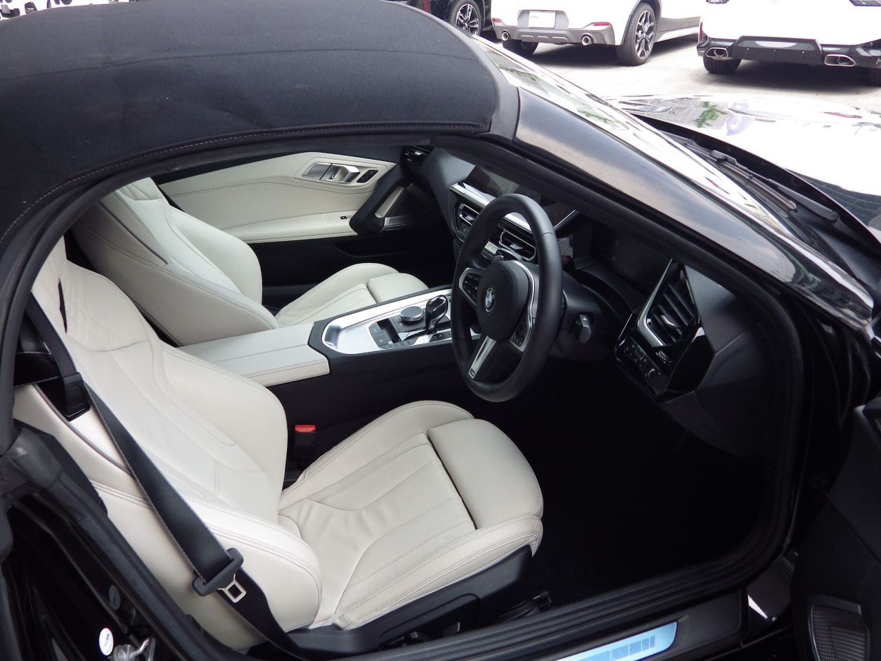 G29 Z4 M40i RHD