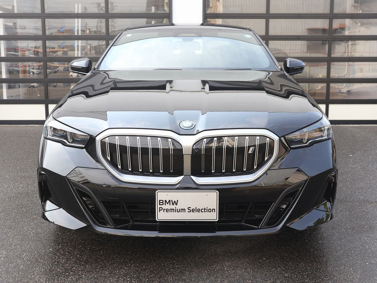 BMW i5 eDrive40 Sedan RHD