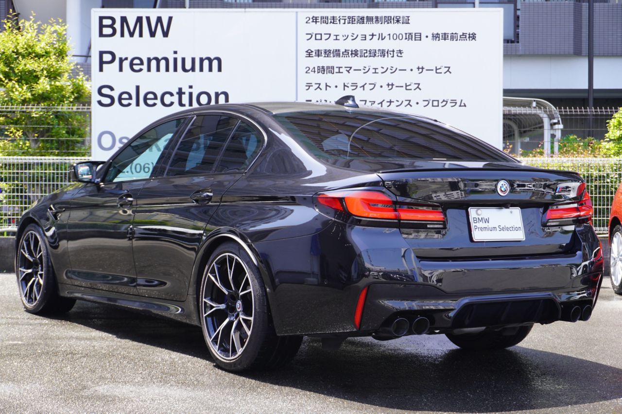 M5 Sedan RHD