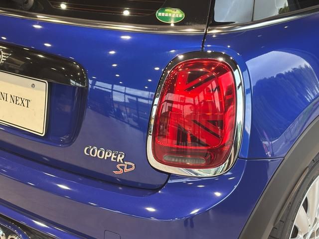 F56 COOPER S D(AT)