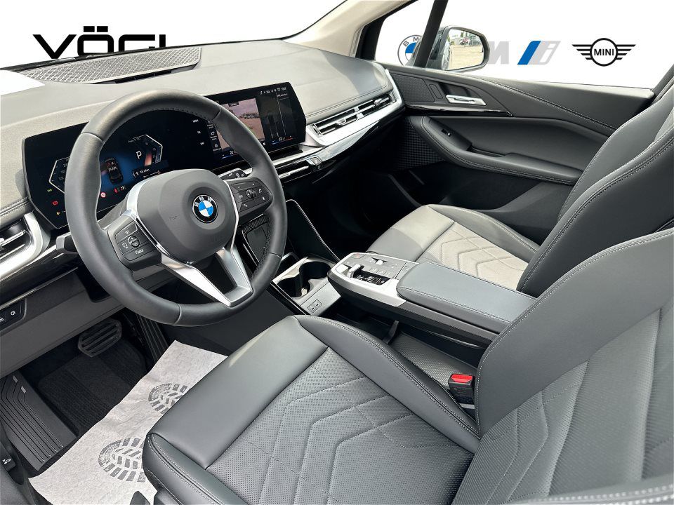 BMW 218