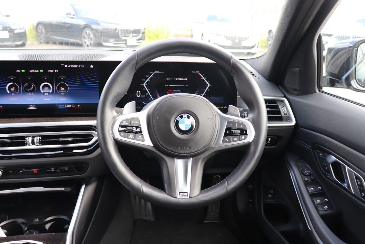 318i Touring RHD