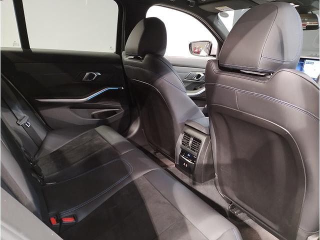 320d xDrive Berline RHD