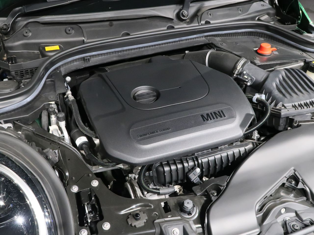 MINI Cooper F56 RHD