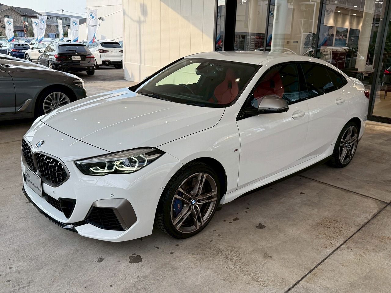 F4* **35i xDrive **** ***** B48 2.0i