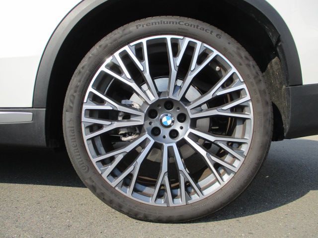 X5 xDrive30d RHD
