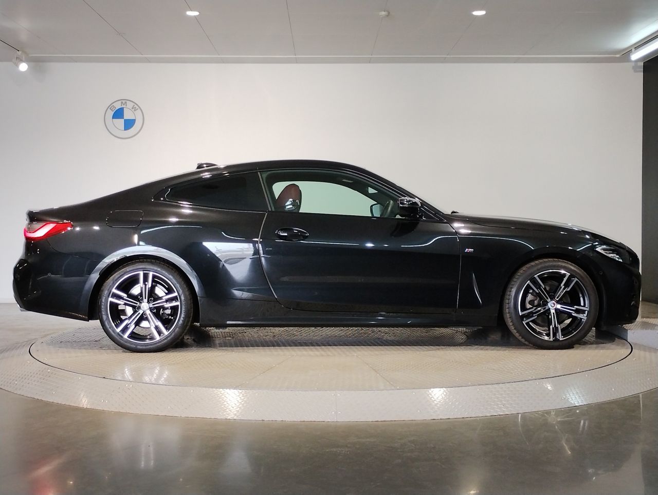 G22 420i B48 2.0 RHD