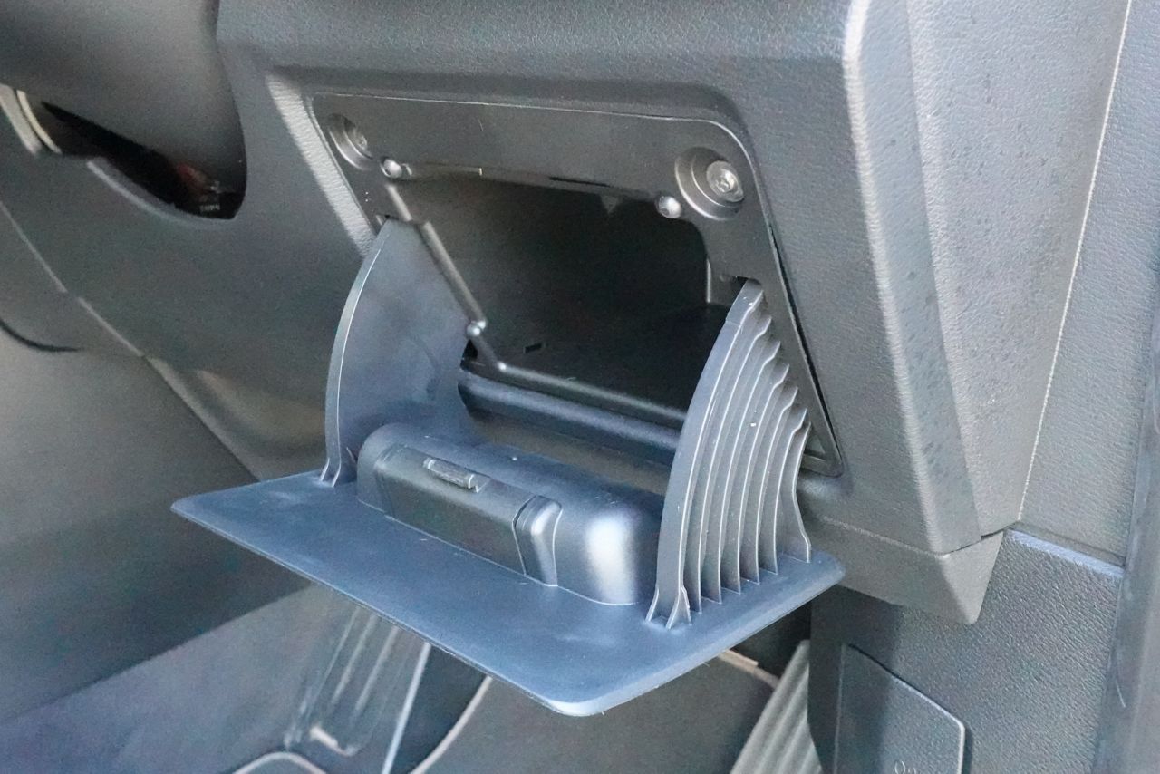 X1 sDrive18i RHD