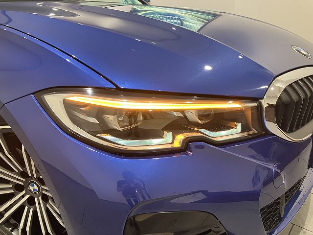 G20 320i Saloon RHD TU