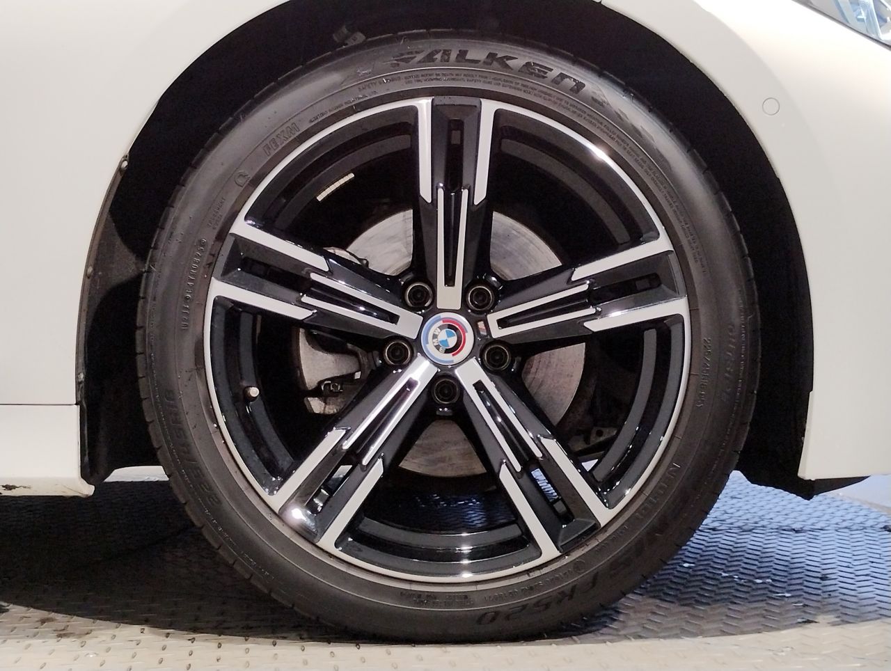 320d xDrive Berline RHD