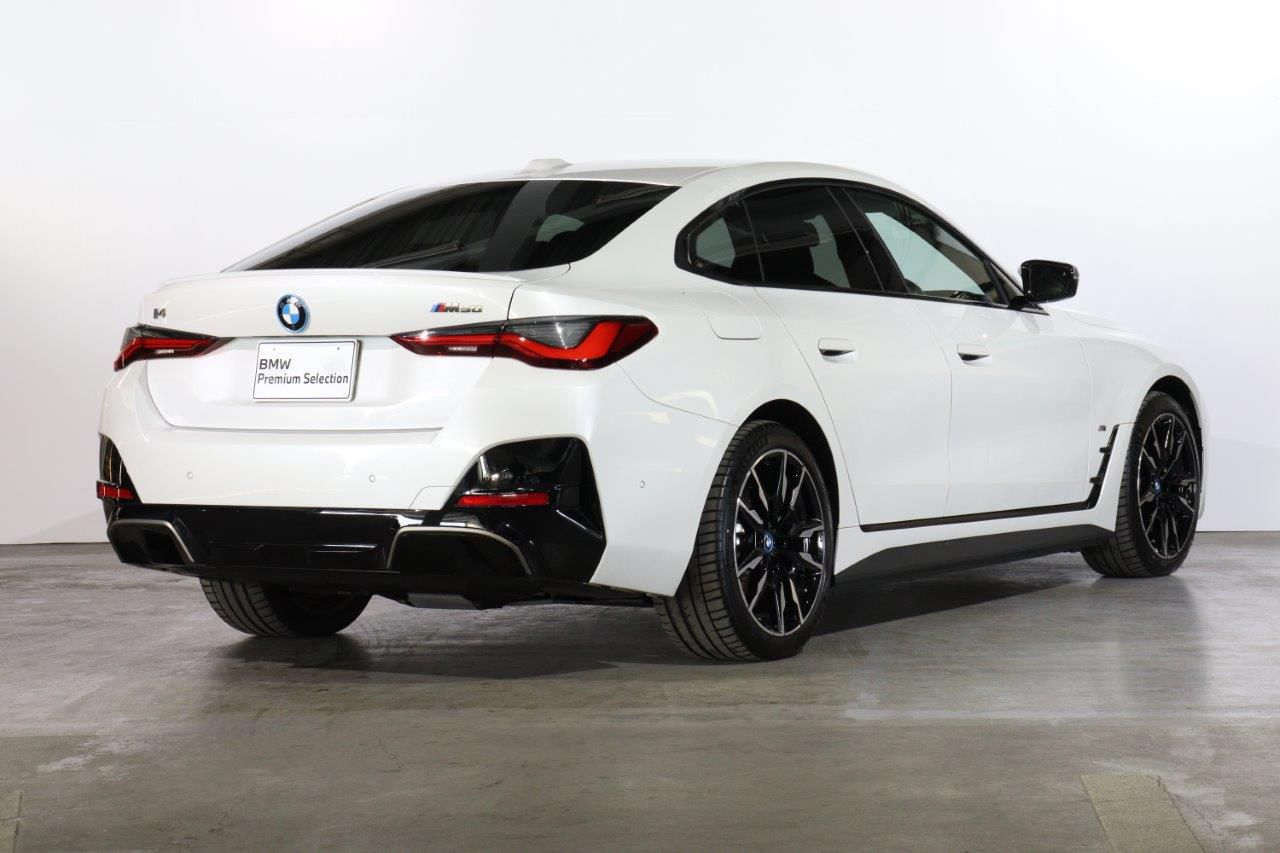 G26 i4 M50 RHD