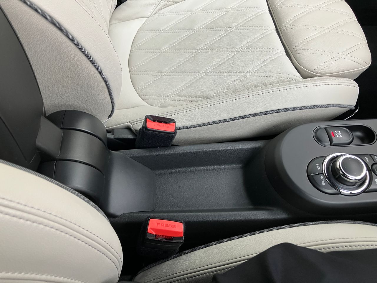 MINI Cooper S Convertible RHD