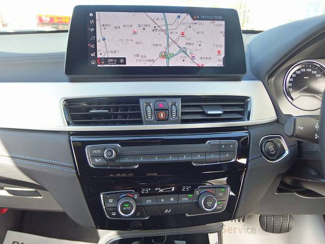 X1 sDrive18i RHD