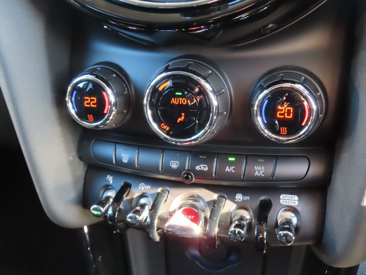 F55 MINI Cooper SD 5dr Hatch LCI