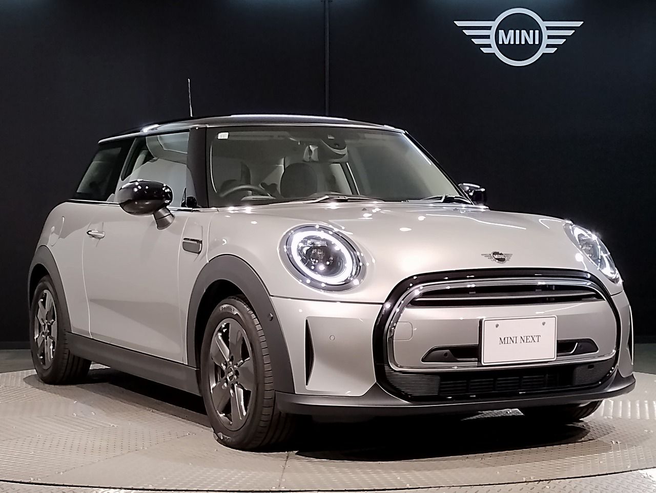 MINI Cooper F56 RHD