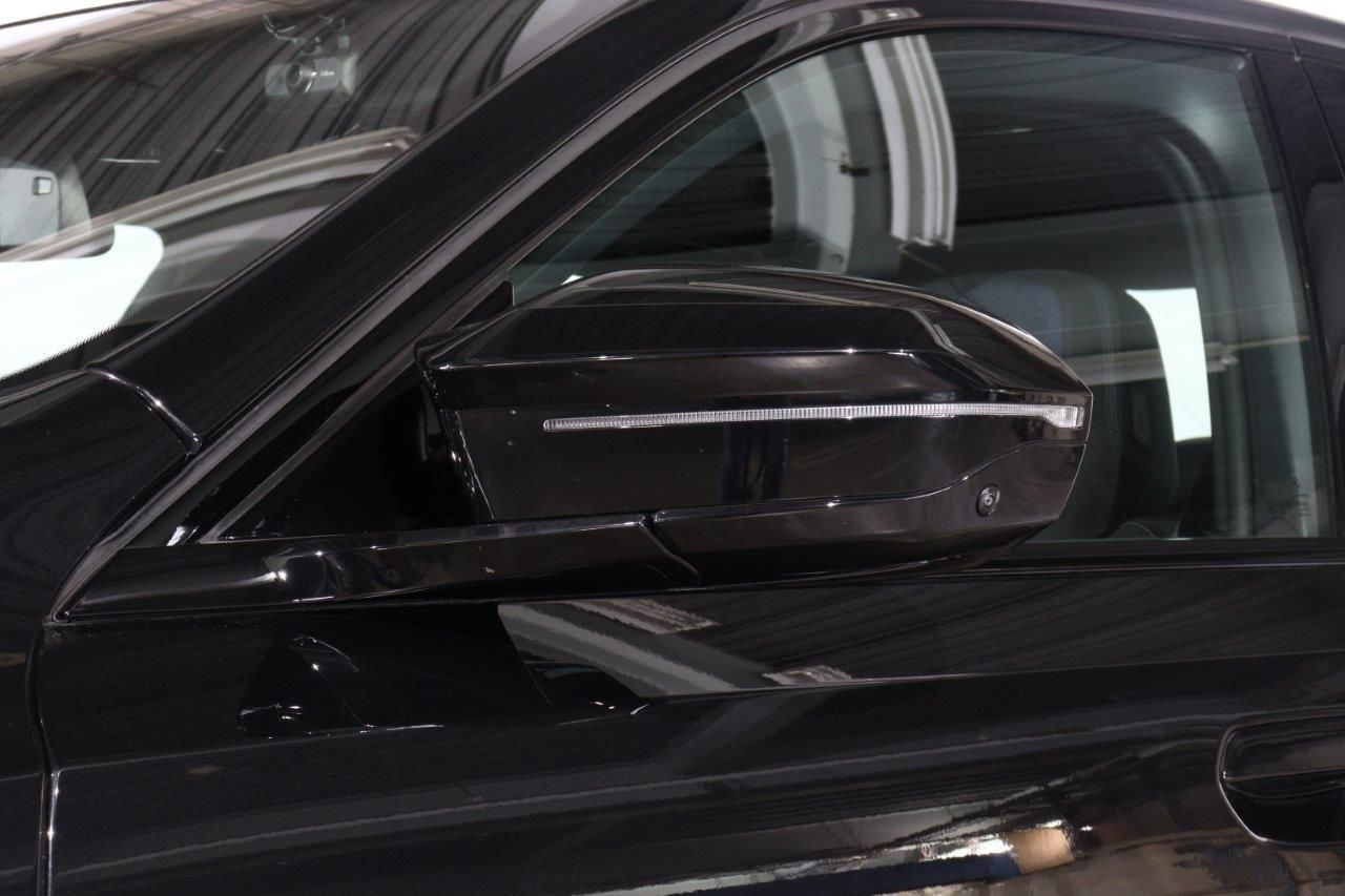 BMW i5 M60 xDrive Sedan RHD