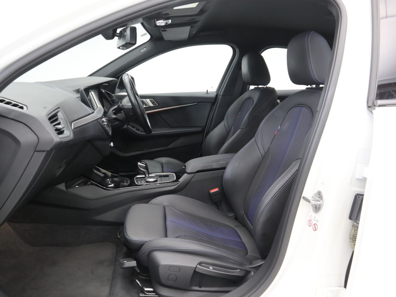 F40 118d Sports Hatch 5-door B47 2.0d