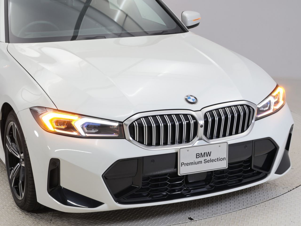 320d xDrive Berline RHD