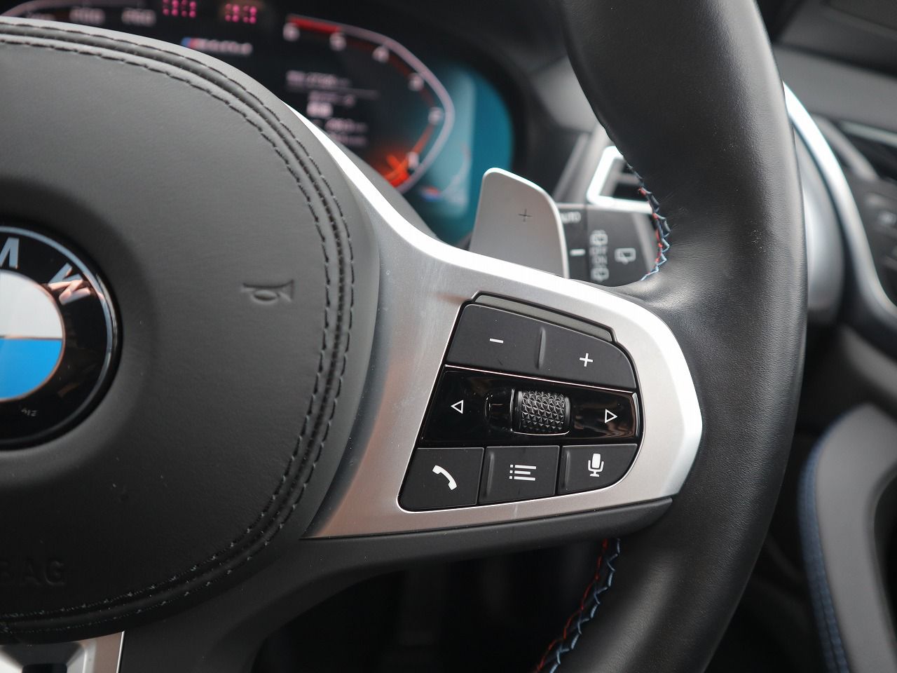 G01 X3 M40d RHD LCI ZA