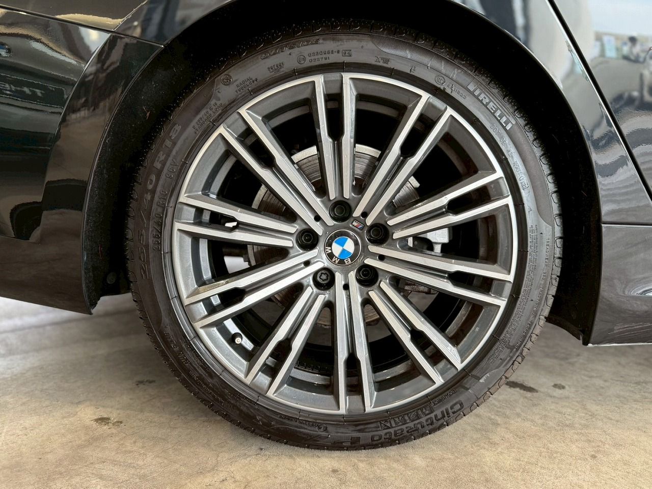 G21 318i Touring