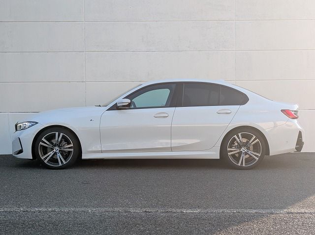 320d xDrive Berline RHD