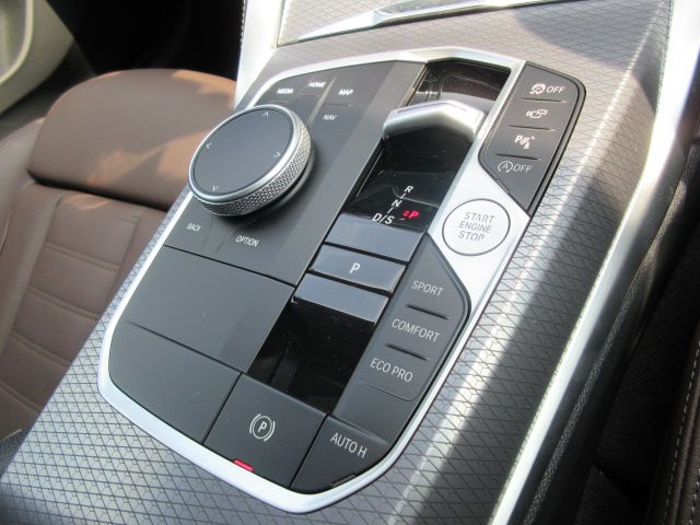 G26 420d xDrive Gran Coupe RHD