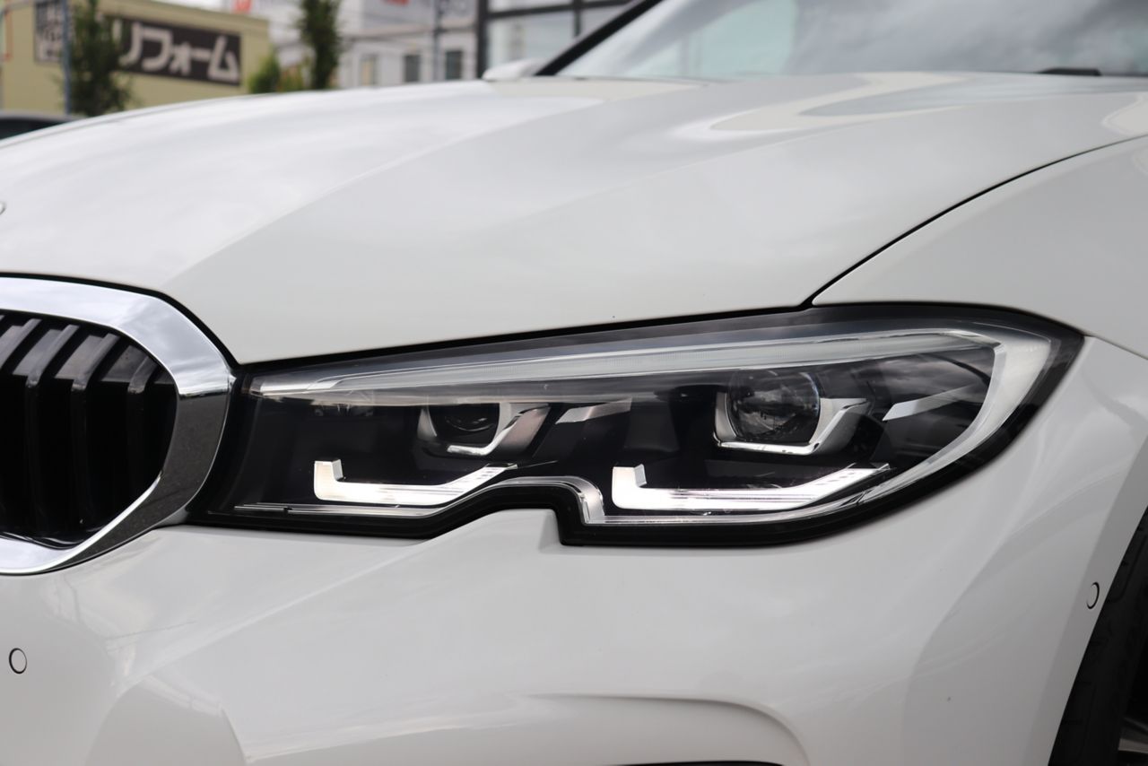 318i Berline RHD