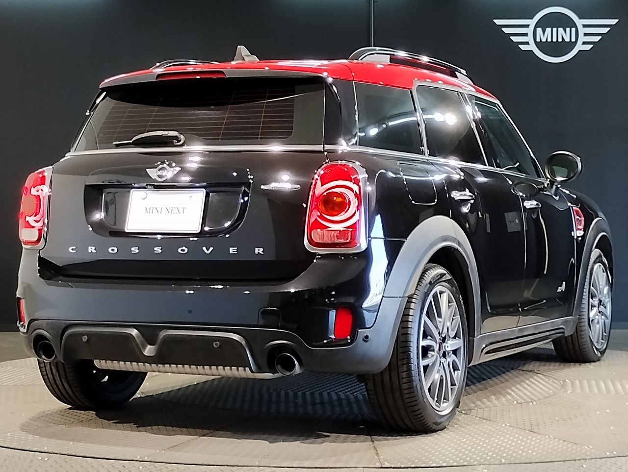 MINI CROSSOVER JCW