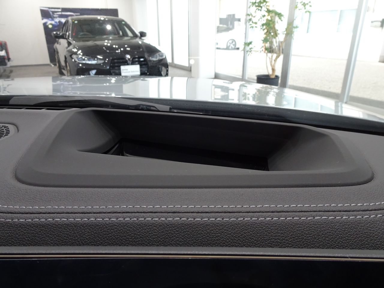 G26 i4 eDrive40 RHD