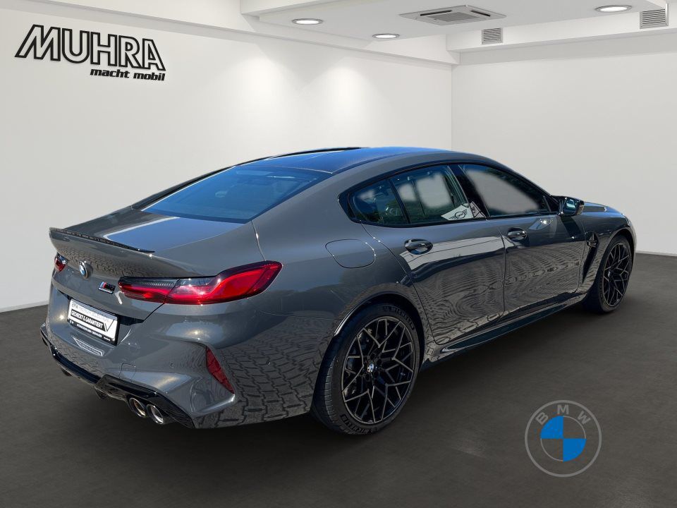 BMW M8