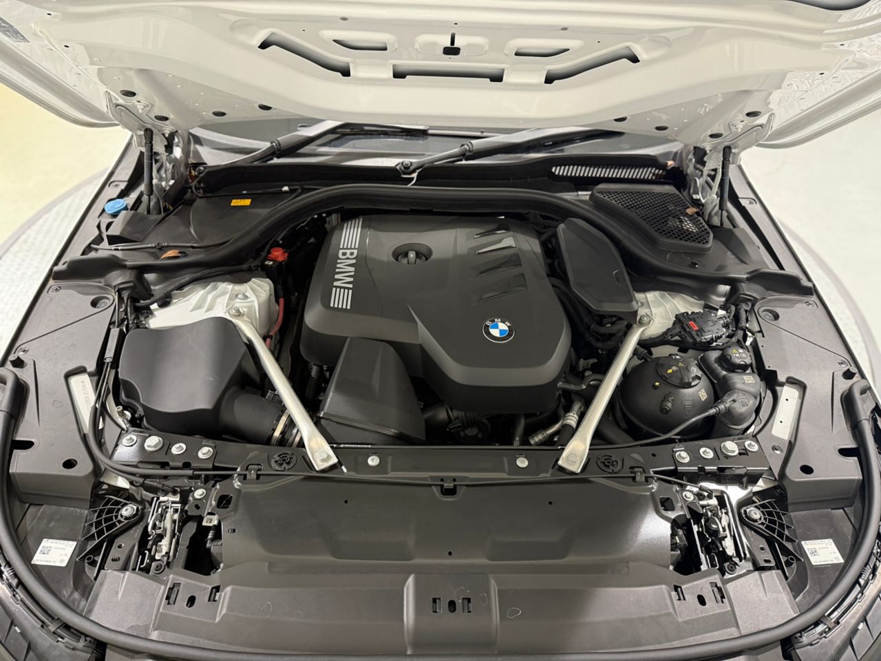 520i Sedan RHD