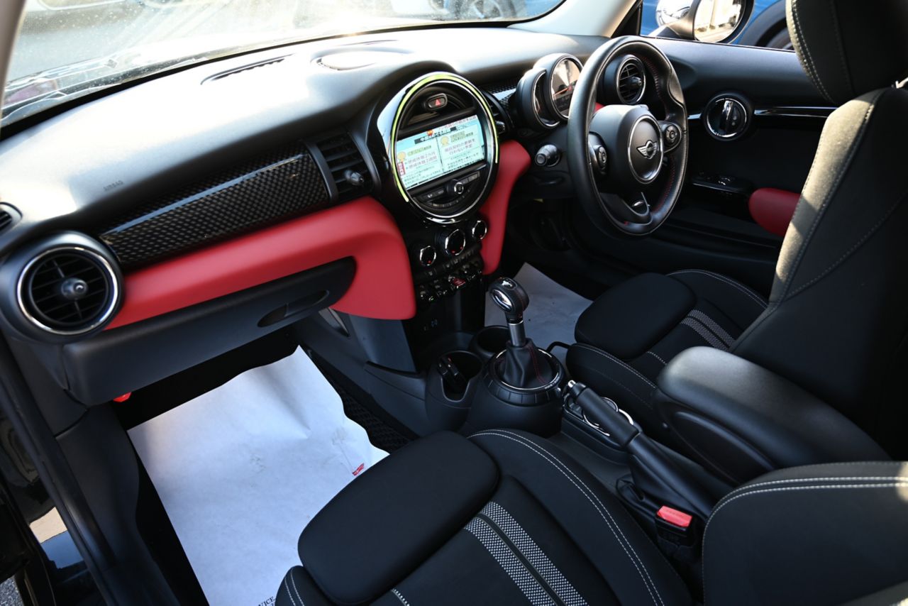 F56 MINI COOPER S
