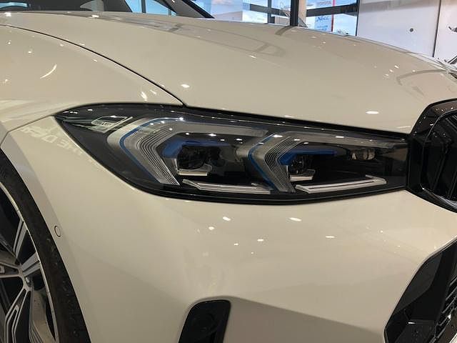 320d xDrive Berline RHD