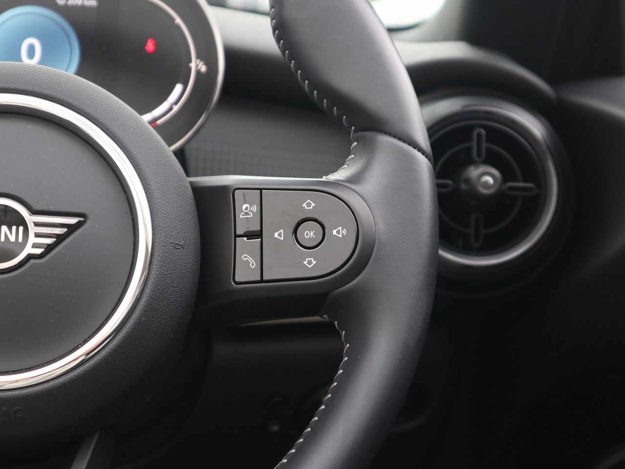 MINI Cooper S Convertible RHD