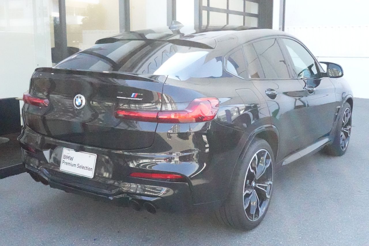 X4 M RHD