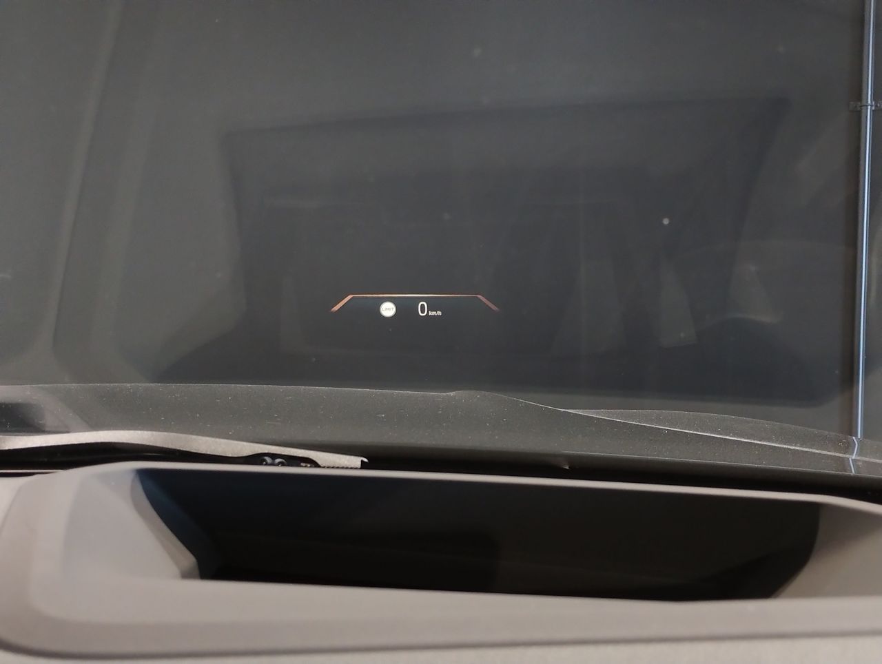 G20 330e Saloon LCI RHD MX