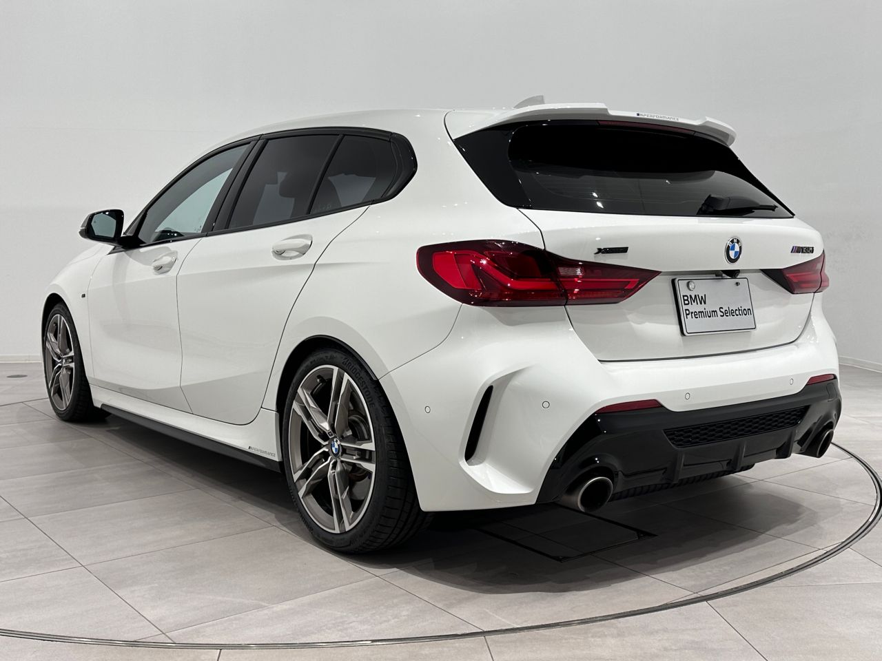 F40 M135i xDrive Sports Hatch 5-door B48 2.0i