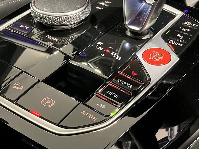 F97 X3 M RHD LCI
